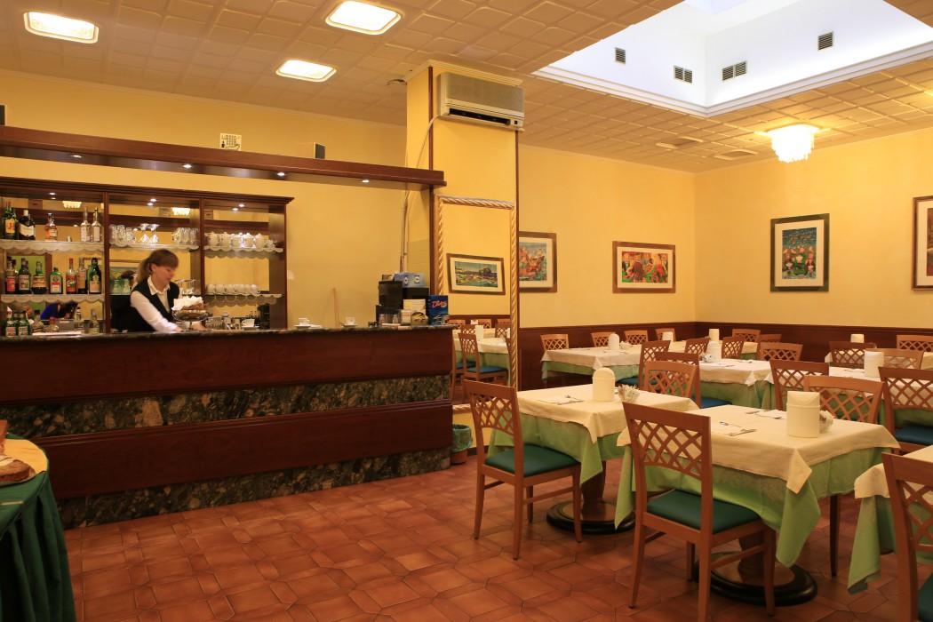 Hotel Calabresi ซัน เบเนเดตโต เดล ตรอนโต ภายนอก รูปภาพ